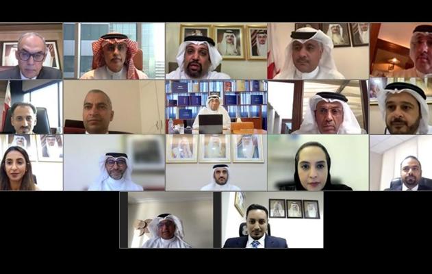 خلال الاجتماع الذي عقد لمتابعة مبادرات التنمية الاقتصادية .. معالي وزير المالية والاقتصاد الوطني: مملكة البحرين تسير بخطى ثابتة بطرح وتبني المبادرات التي تعزز استدامة النمو الاقتصادي وتحفزه